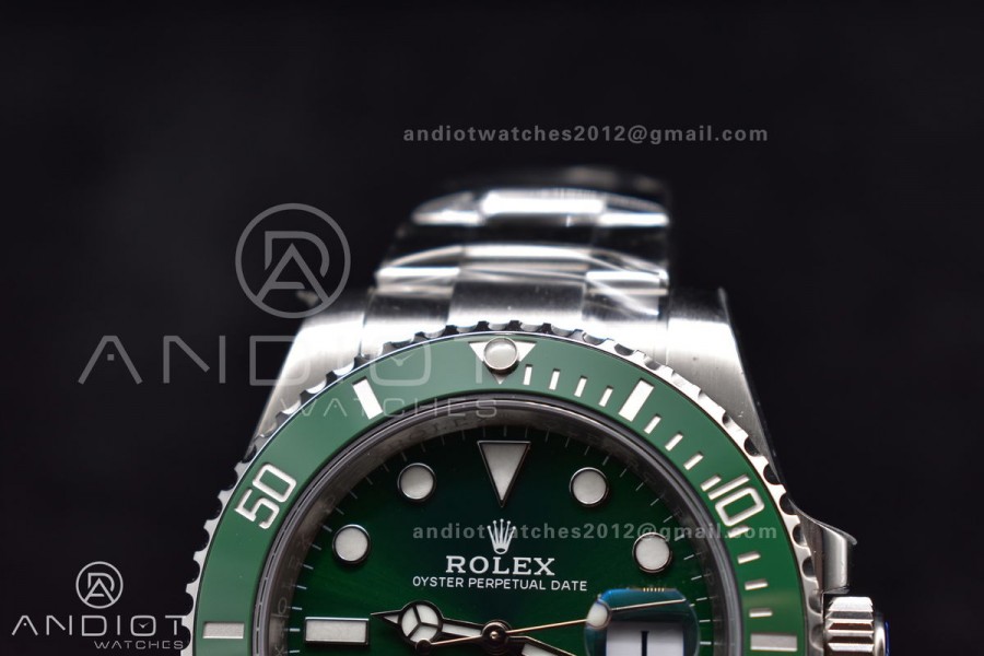 Submariner 116610 LV Green Ceramic C+F 904L 1:1 Best Edition On SS Bracelet VR3135