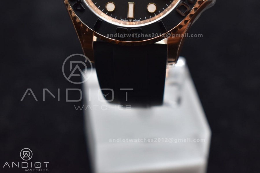 Yacht-Master 126655 Clean 1:1 Best Edition Black Ceramic Bezel on Oysterflex Strap VR3235