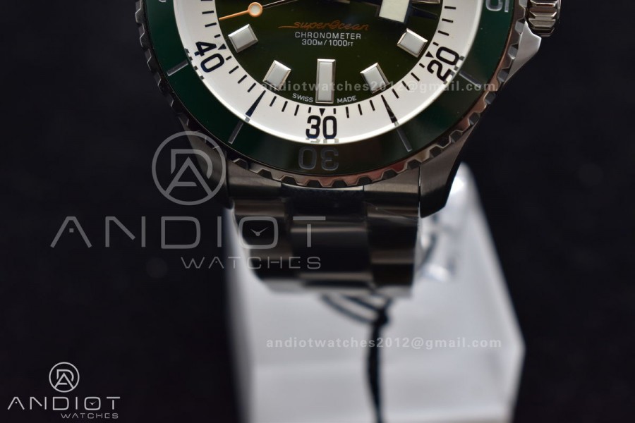 SuperOcean Automatic 44 TF 1:1 Best Edition Green Ceramic Bezel Green/White Dial on SS Bracelet A2824