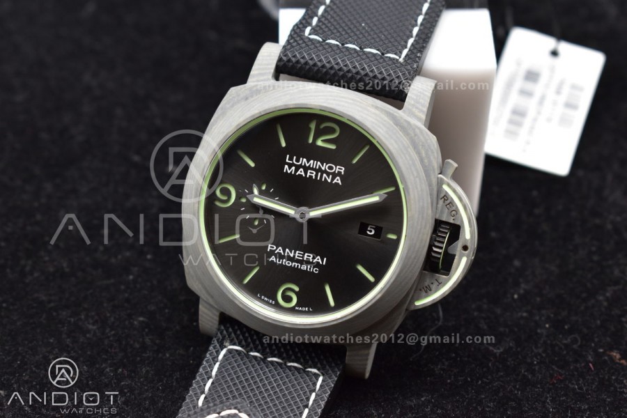 PAM1119 Lum. Marina Auto 44mm FC/NY VSF P9010