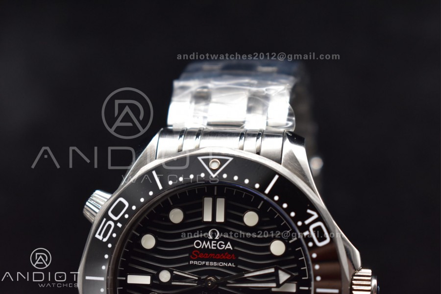 Seamaster Diver 300M ZF 1:1 Best Edition Black Ceramic Black Dial on SS Bracelet A8800