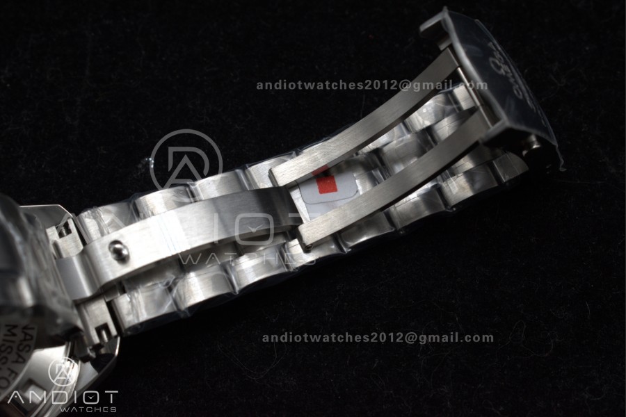 Speedmaster SS OMF Sapphire Crystal White Dial on SS Bracelet Manual Winding Chrono Movement