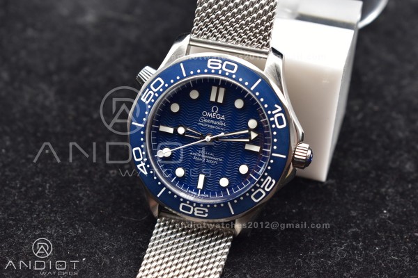 Seamaster 300M 42mm James Bond 60th anniversary VS...