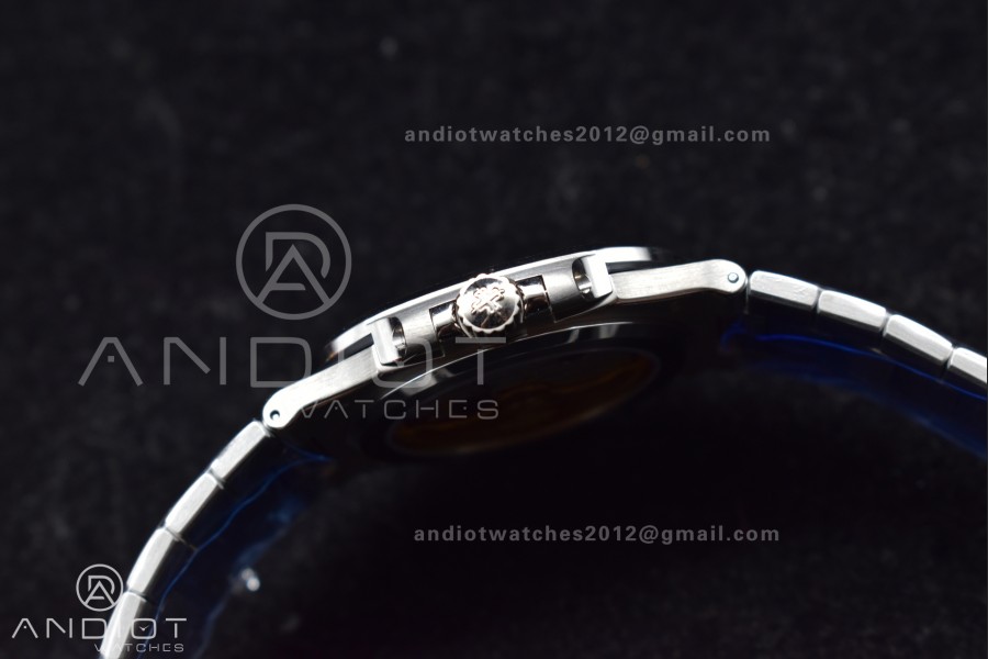 Nautilus 5811 3KF 1:1 Best Edition Blue Textured Dial on SS Bracelet A330 Super Clone