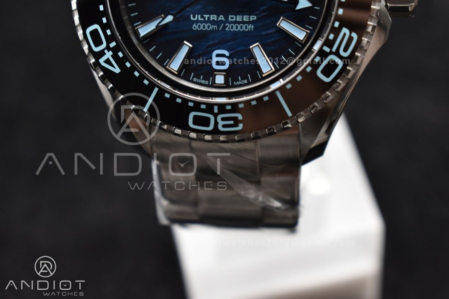 Seamaster 6000M Ultra Deep SS VSF 1:1 Best Edition Summer Blue Dial on SS Bracelet A8912 Super Clone