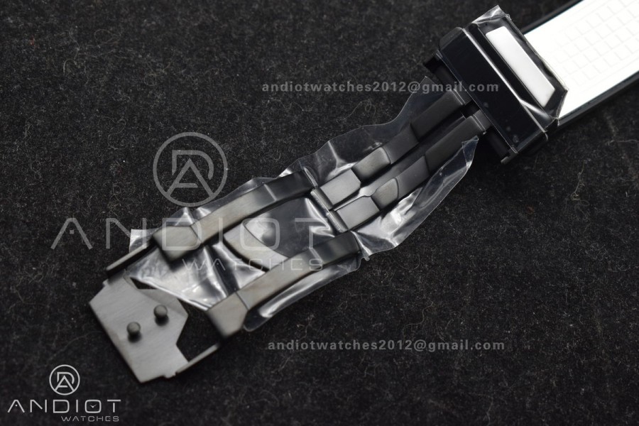 Square Bang Unico White Ceramic BBF 1:1 Best Edition on Rubber Strap A1280