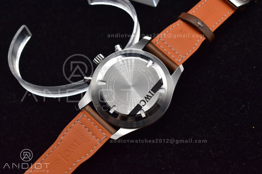 Pilot Chronograph IW377726 ZF 1:1 Best Edition Green Dial on Brown Leather Strap A7750 V2