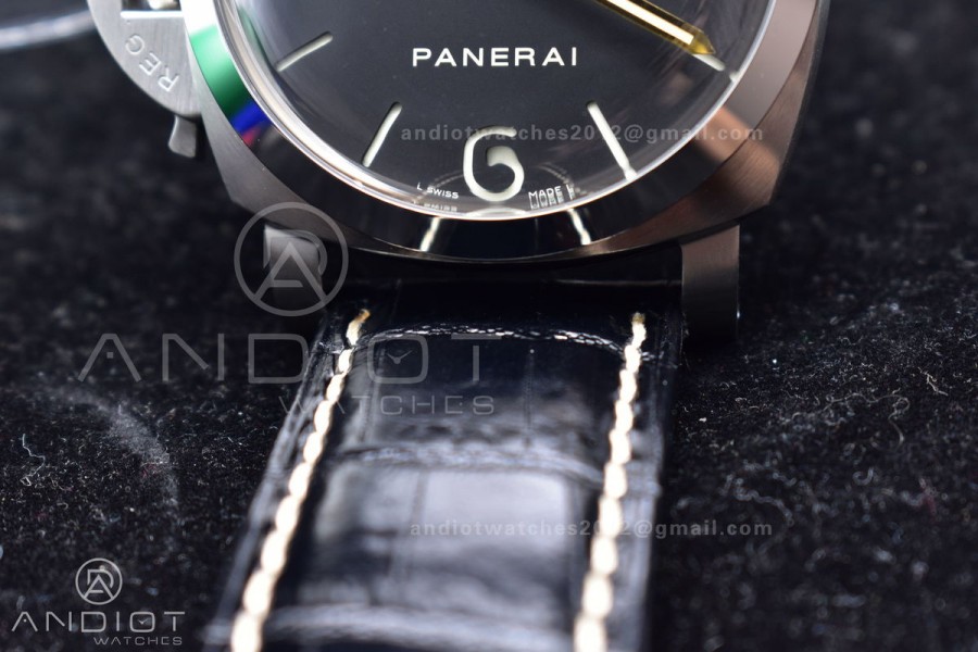 PAM217 H XF 1:1 Best Edition Superlumed Dial on Black Leather Strap A6497 with Y-Incabloc