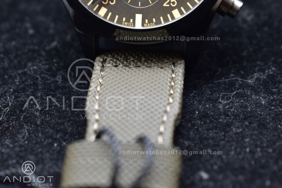 Pilot Chrono Top Gun IW389002 Real Ceramic ZF 1:1 Best Edition Gray Dial on Green Calfskin Strap A7750
