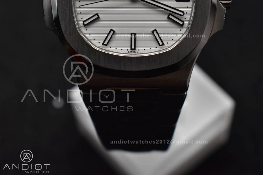 Nautilus 5711/1A 3KF 1:1 Best Edition White Textured Dial on SS Bracelet A324 Super Clone V2