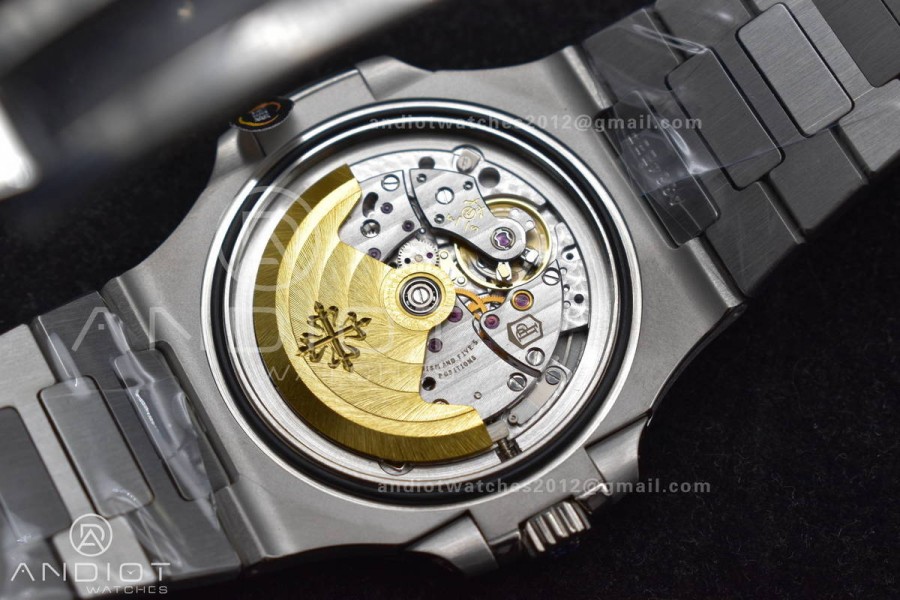 Nautilus 5711/1A 3KF 1:1 Best Edition White Textured Dial on SS Bracelet A324 Super Clone V2