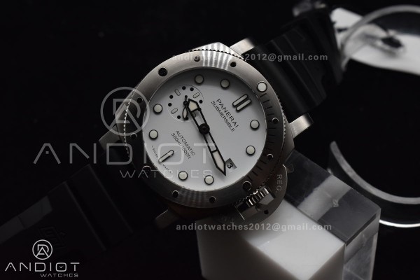 PAM2223 Submersible 42mm VSF Best Edition White Di...