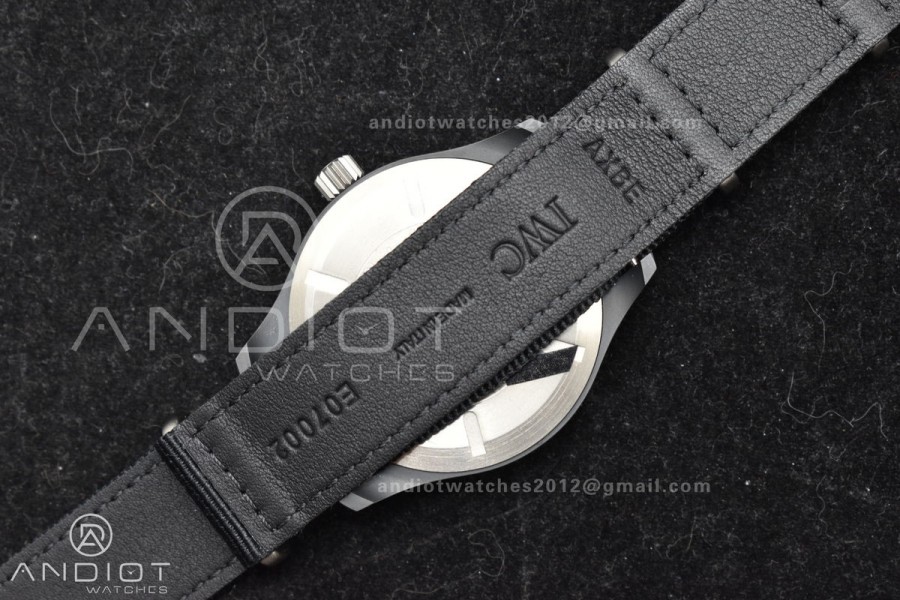 Pilot's Watch Top Gun Black Ceramic IW326901 V7F 1:1 Best Edition on Black Nylon Strap A32111