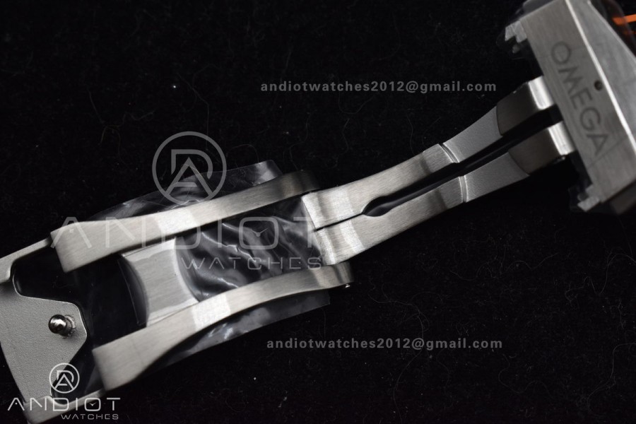 Planet Ocean 43.5mm SS VSF 1:1 Best Edition Black/Orange Bezel Black Dial on Nylon Strap A8900 Super Clone V2